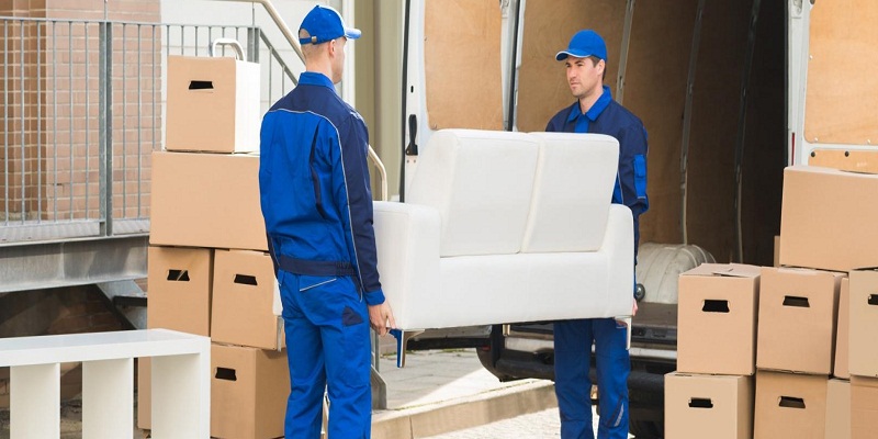 Furniture Removal Tips to Consider While Moving to New Place