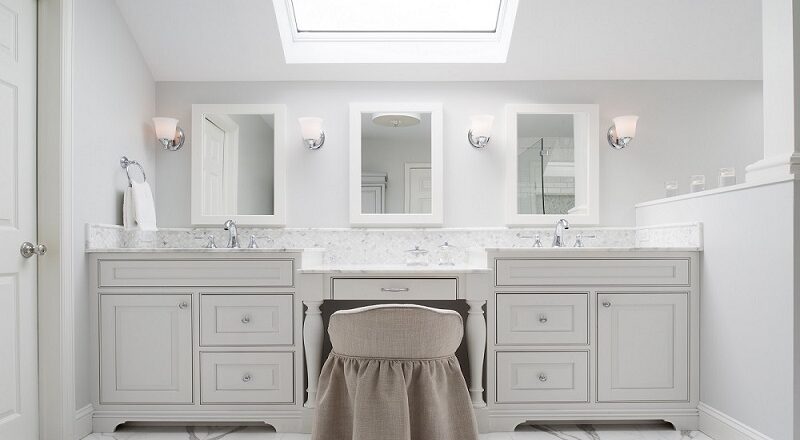 Creative Bathroom Vanity Cabinets for Your Small Sized Bathroom